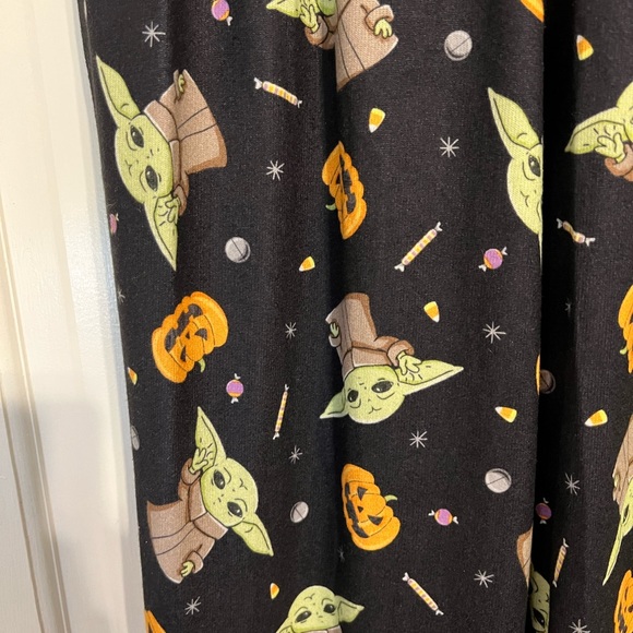 Mens Halloween Star Wars pajama set - Picture 2 of 5